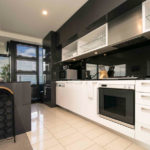 Eureka 1 bedroom apartment - kitchen