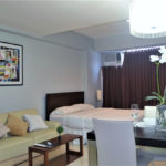 Greenbelt Chancellor studio apartment - bed