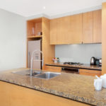 Clarendon Street apartment 2107 - kitchen