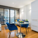 108 Flinders St apartment, Melbourne - 610 dining and living