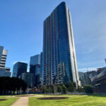 Melbourne Quarter apartment, Docklands - outside building