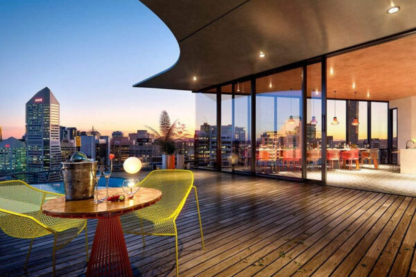 Queen St, Brisbane apartment - outdoor area