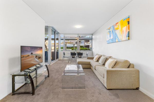 Shelley St, Sydney apartment 308 - living room