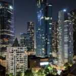 JBL Apartment 1801 - balcony view at night