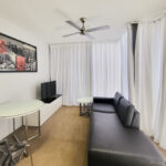 Charlotte Street Mantra - 1 bedroom apartment 707 - living room