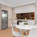 Melbourne Quarter apartment, Docklands - 3807 kitchen