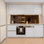 Melbourne Quarter apartment, Docklands - 3807 kitchen