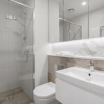 Lonsdale St, Melbourne - Apartment 4811 bathroom