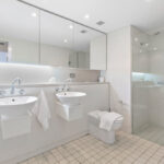 Shelley St, Sydney - apartment 602 bathroom