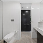 Harrington St, Sydney - apartment 1301 bathroom