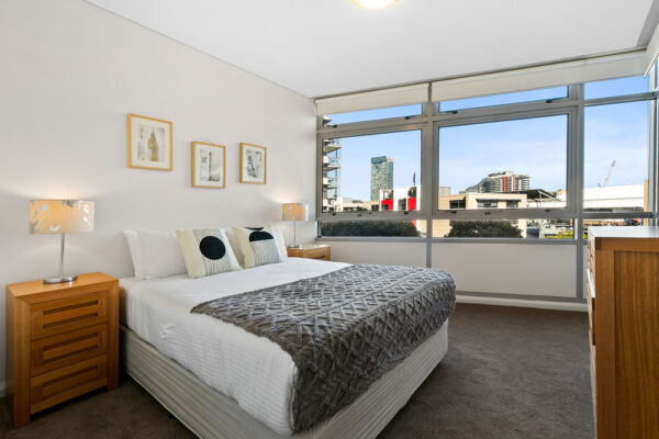 Shelley St, Sydney - apartment 403 bedroom