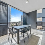 La Vida Apartments, Brisbane Apartment 717 - balcony