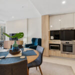 Spire Apartments, Brisbane Apartment 3506 - kitchen and dining