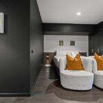 Lonsdale St, Canberra - Studio apartment - bed