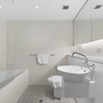 23 Shelley St, Sydney - apartment 1210 bathroom