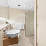 23 Shelley St, Sydney - apartment 413 - bathroom