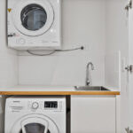 Queen Street. Brisbane apartment - laundry room