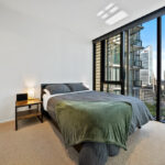 Queen Street. Brisbane apartment - bedroom