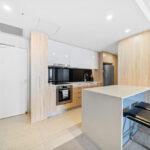550 Queen Street. Brisbane apartment - kitchen