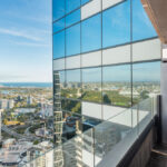 Eureka apartment 4603 - balcony with view of Albert Park and the bay